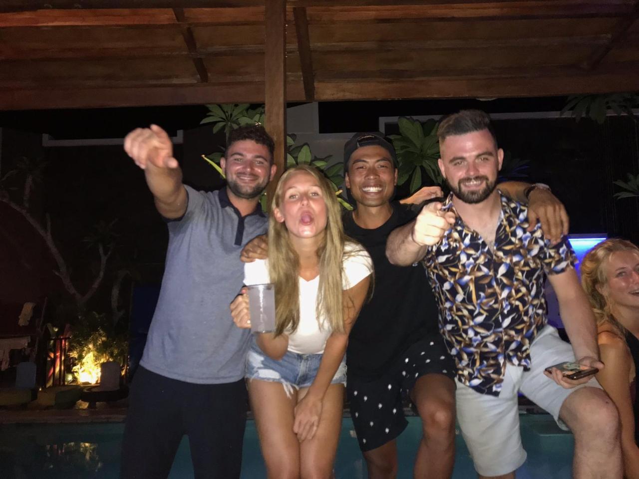 Atlas Gili Party Hostel Gili Trawangan Dış mekan fotoğraf